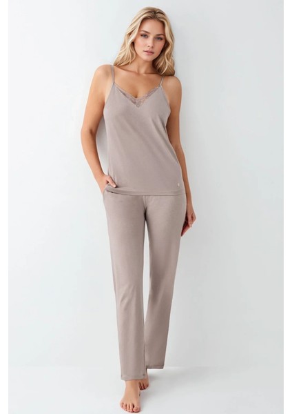 Kadın Giyim Kutulu Modal - Pamuk 3 Parça Vizon Sabahlık & Pijama Takımı indirimleri