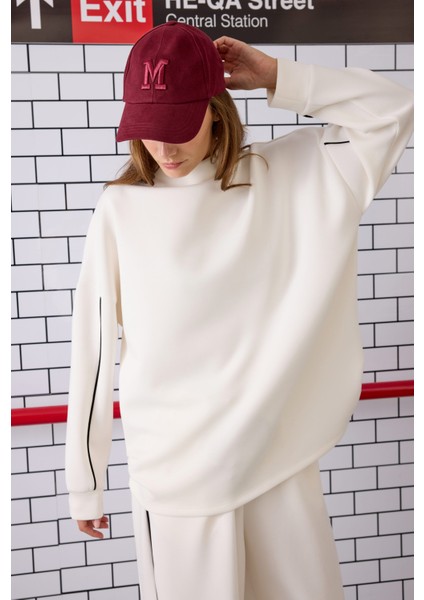 Kontrast Biyeli Eşofman Takımı Ekru modelleri