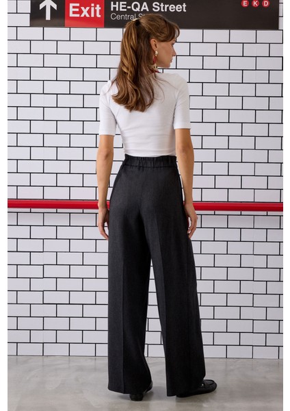 Pile Detaylı Palazzo Pantolon Siyah fırsatları