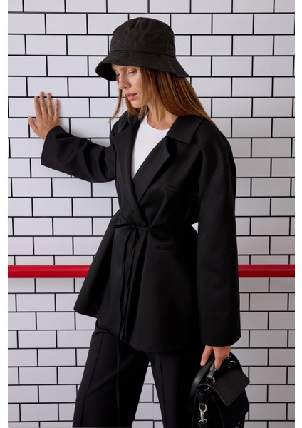 Bağcıklı Poliviskon Ceket Siyah modelleri