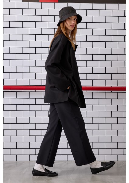 Bağcıklı Poliviskon Ceket Siyah indirimleri