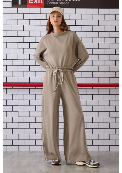 Kontrast Biyeli Eşofman Takımı Vizon fiyatları