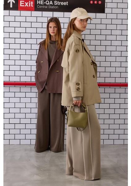 Kontrast Biyeli Eşofman Takımı Vizon indirimleri