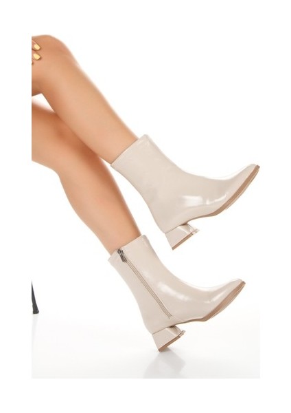 Ten Rugan Kısa Kalın Topuklu Sivri Burunlu Günlük Bot Cnr