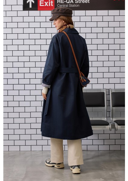 Minimal Trençkot Lacivert fırsatları