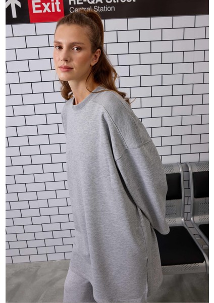Uzun Rahat Kesim Sweatshirt Gri Melanj fırsatları