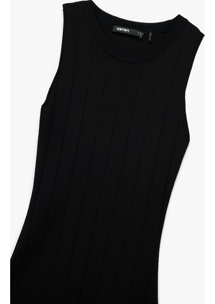 Yuvarlak Yaka Kolsuz Midi Boy Triko Elbise modelleri