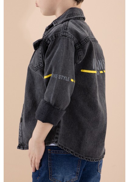 Füme Bisiklet Yaka Tişörtlü Sırtı Baskılı Erkek Çocuk Jean Gömlek 20087 fırsatları
