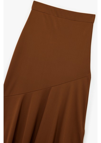Standart Bel Slim Fit Asimetrik Kesim Midi Etek modelleri