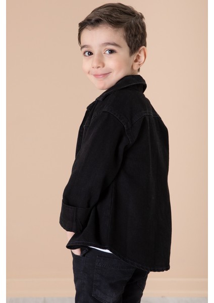 Siyah Yazı Baskılı Bisiklet Yaka Tişörtlü Erkek Çocuk Jean Gömlek 20077 indirimleri