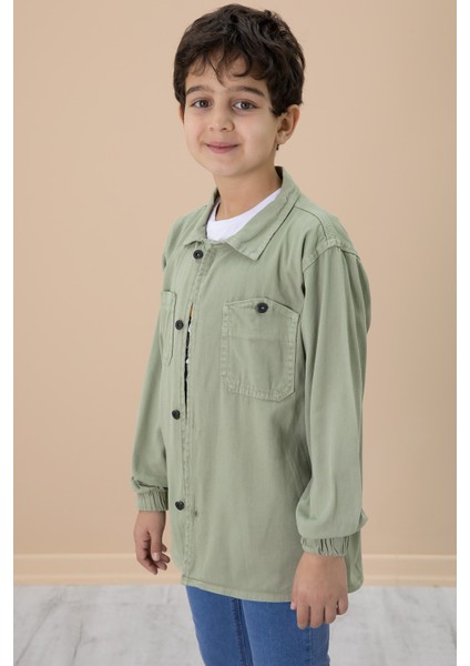 Yeşil Gömlek ve Baskılı Tişörtlü Erkek Çocuk 2li Takım 19989 modelleri