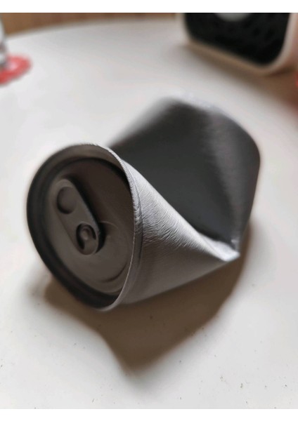 Şık Siyah Telefon Tutucu, Pratik ve Güvenli Kullanım Sağlar.