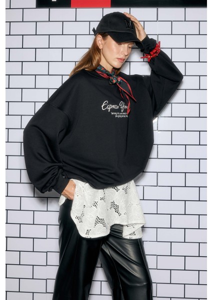 Nakışlı Sweatshirt Siyah indirimleri