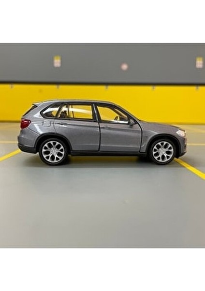 Bmw X5 1/36 Ölçek Metal Diecast Araba Çek Bırak Tasarımıyla Eğlenceli Oyuncak modelleri