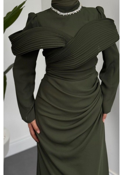 Lyra Pelerinli Balık Abiye Haki fırsatları