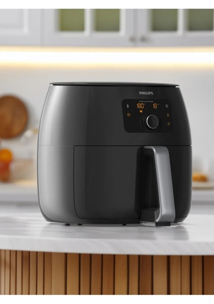 7,3 Lt Dijital Fritöz, Airfrey Teknolojisi, Hızlı ve Sağlıklı Pişirme Siyah