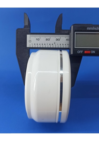 25 Adet 100 ml Beyaz Boş Kozmetik Kutu Krem-Pomat Plastik Kavanoz fırsatları