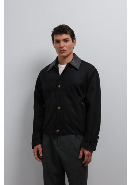 Siyah Kontrast Yaka Teknik Erkek Mont