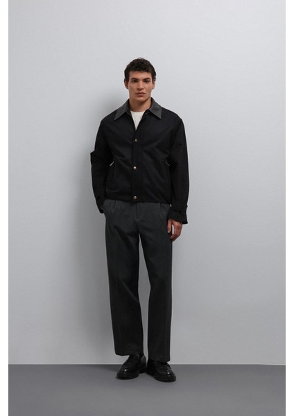 Siyah Kontrast Yaka Teknik Erkek Mont