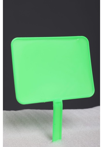 Plastik Ayaklı Saplamalı Yeşil Büyük Etiketlik 16*12