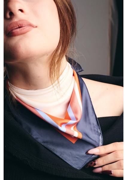 Desenli Saten Fular / Eşarp 80 × 80 cm modelleri