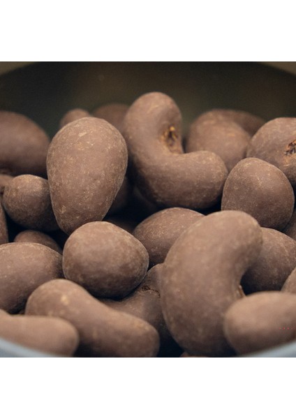 Şeker İlavesiz, Glütensiz, Vegan Kajulu Bitter Çikolata - Küçük Kare Metal Kutu, 150 gr modelleri