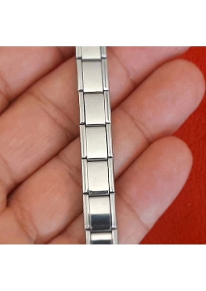 Gümüş Renk 18 Parçadan Oluşan Unisex 18 Cm. Nomi Italyan Charm Çelik Bileklik (Yazısız)- 3120 indirimleri