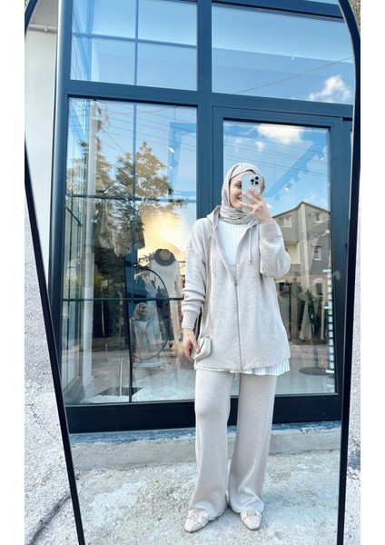 Simli Takım Bej indirimleri