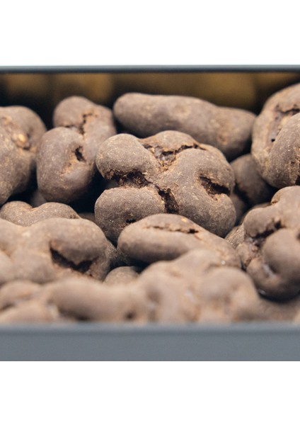 Şeker İlavesiz, Glütensiz, Vegan Cevizli Bitter Çikolata - Küçük Kare Metal Kutu, 150 gr fırsatları