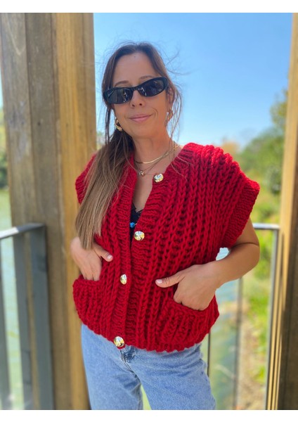 Kadın Örgü Yelek Süveter Bluz Cepli Kırmızı Salaş Düğmeli Üst