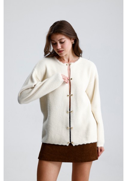 Önü Aksesuar Kapamalı Hırka,ceket fırsatları