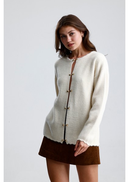 Önü Aksesuar Kapamalı Hırka,ceket indirimleri