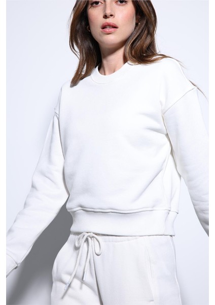 Ekru Basic Kadın Sweatshirt modelleri