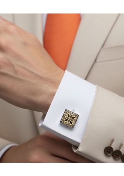 Kahverengi Bej Tonlarında Kare Çiçek Desenli Metal Kol Düğmesi