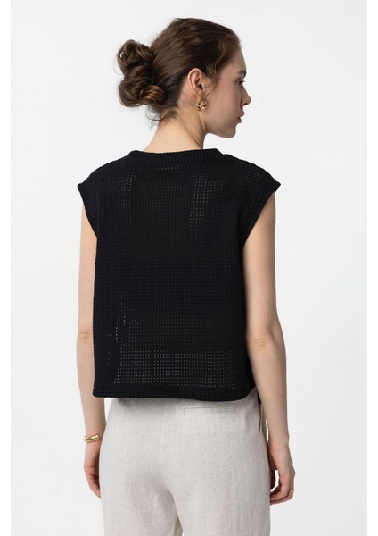 Siyah Bağcıklı Örgü Dokulu Kadın Top fırsatları