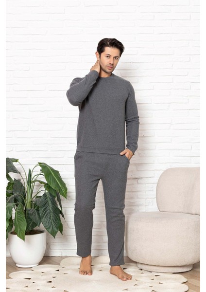 Erkek Bisiklet Yaka Düğmesiz Kışlık Waffle Pamuklu Kumaş Uzun Manşetli Kol Cepli Pijama Takımı modelleri
