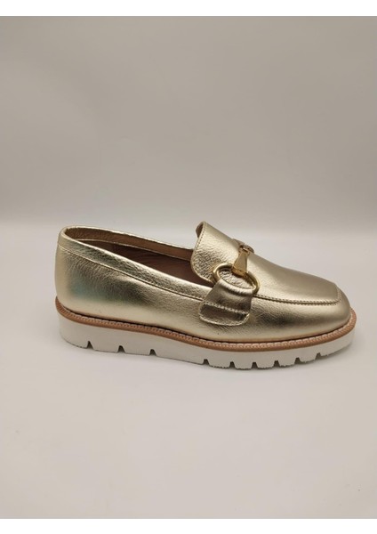 Malta Altın Deri Kadın Günlük Ayakkabı – Parlak Altın Tokalı