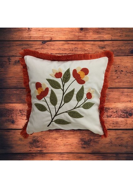 Kenarı Püsküllü Pamuk Nakışlı Çiçek Detaylı Kare Panç (Punch) Kırlent Kılıfı