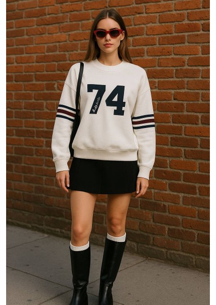 74 Baskılı Sweat