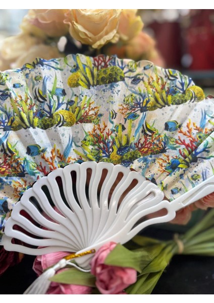 Plastik Desenli Yelpaze