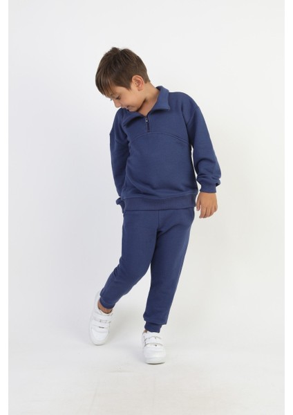 Erkek Yaka Fermuarlı Eşofman Takımı modelleri