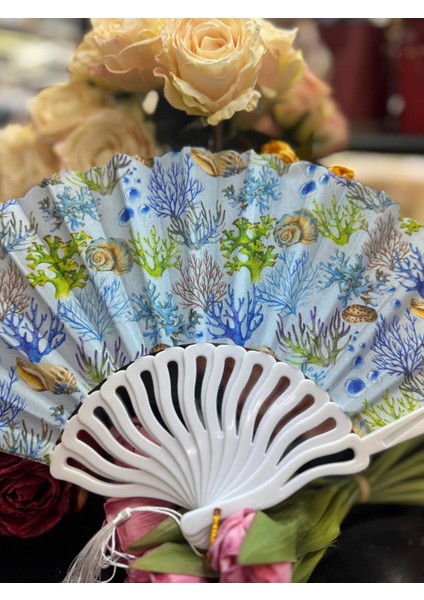 Plastik Desenli Yelpaze