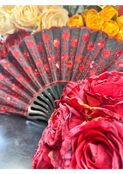 Plastik Desenli Yelpaze