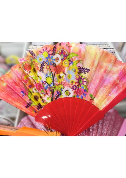 Plastik Desenli Yelpaze