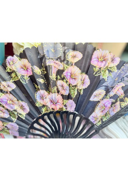 Plastik Desenli Yelpaze