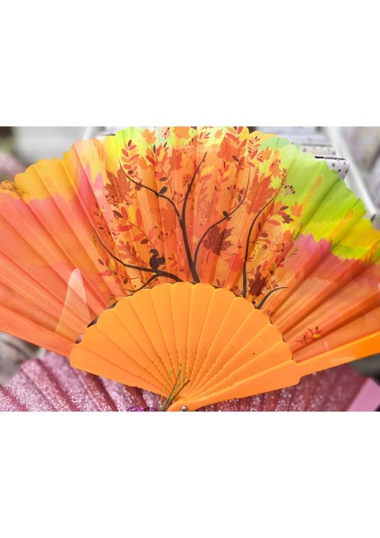 Plastik Desenli Yelpaze