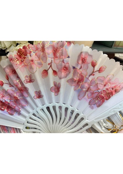 Plastik Desenli Yelpaze