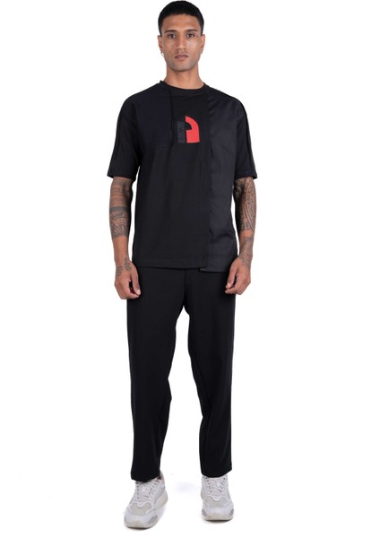 Erkek Asimetrik Kesim Kısa Kollu Poplin Garni Detaylı Baskılı Pis Dikişli Siyah Regular Fit T-Shirt fırsatları