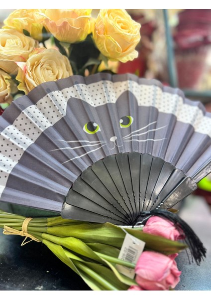 Plastik Kedi Tasarımlı Yelpaze