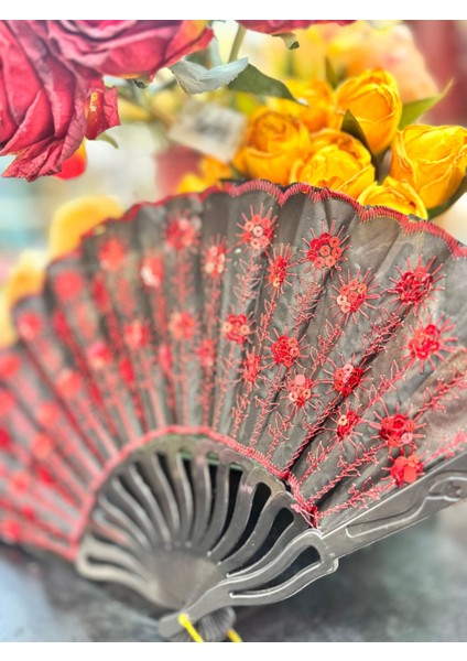 Plastik Pullu Yelpaze